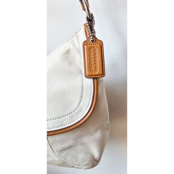 Y2K Coach Hamptons Large Ergo Soho Ivory Cream & Camel Leather Hobo Buckle Bag - Picture 10 of 16